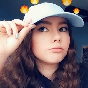 Meet your Posher, Eva-marie